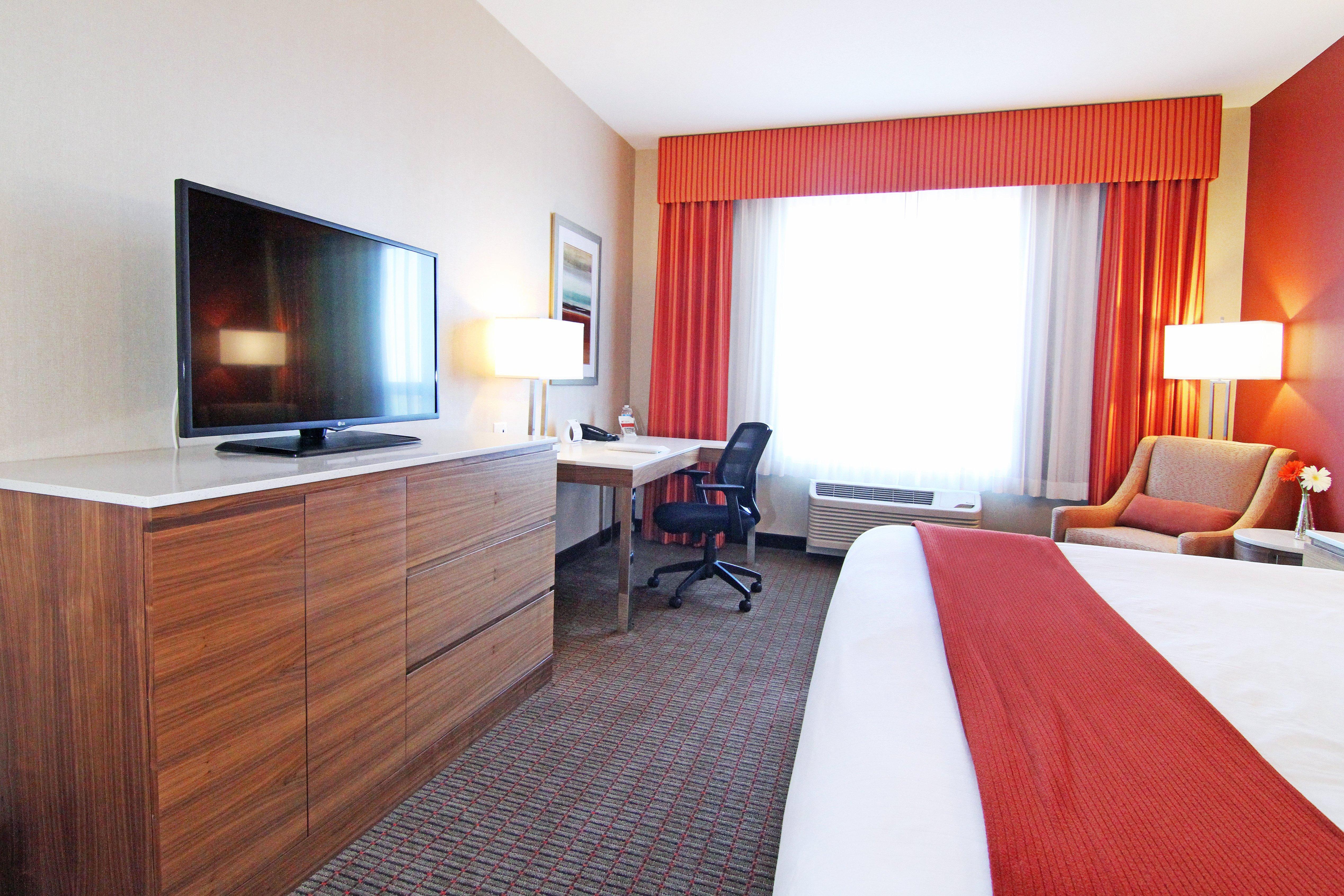 Express And By Ihg 3* Calgary