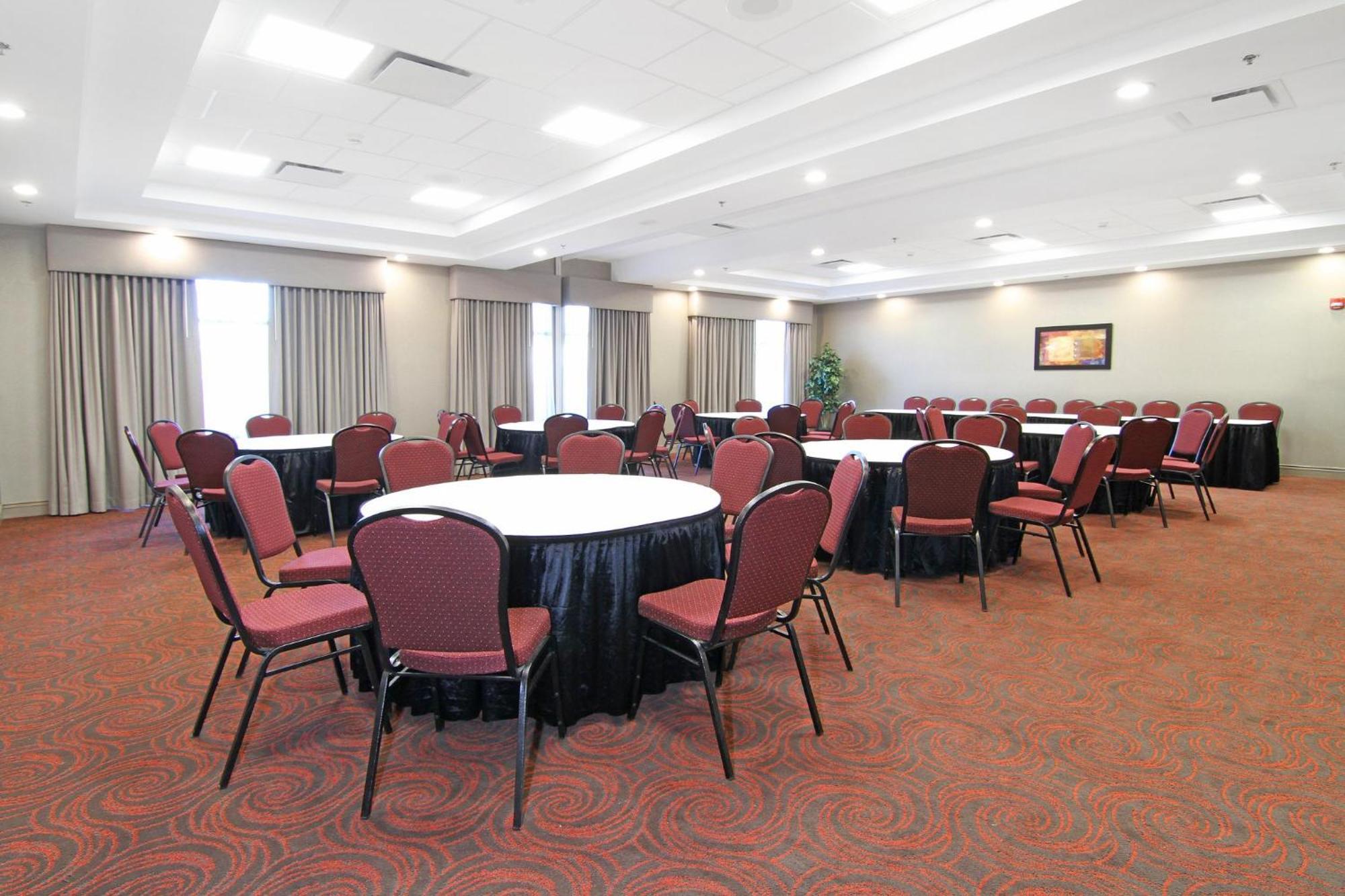 Express And By Ihg 3* Calgary